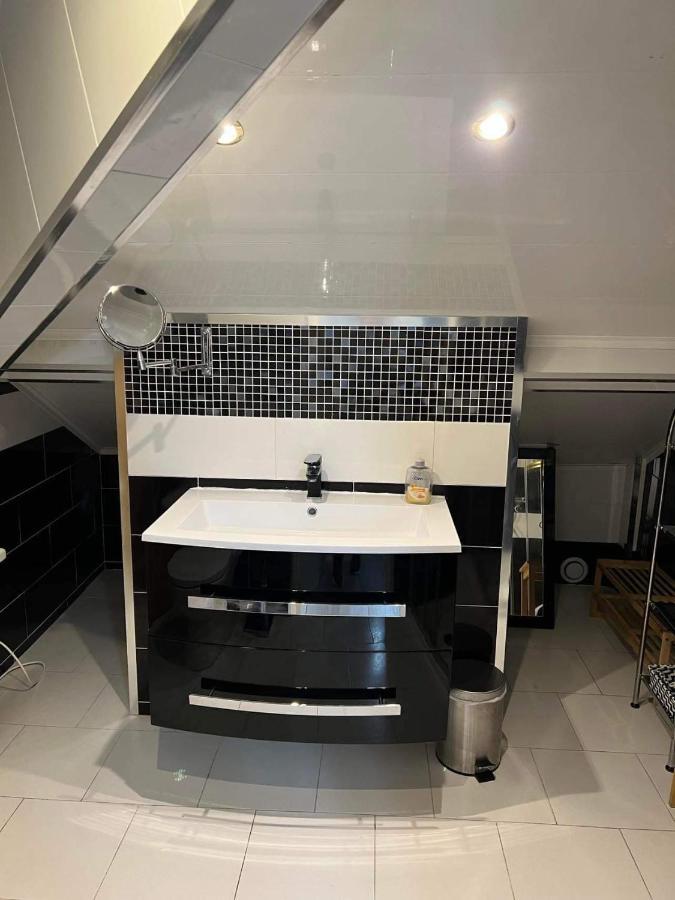 Appartement T Luxe Pierrefitte-sur-Seine Kültér fotó